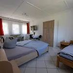 Buntspecht 1 *